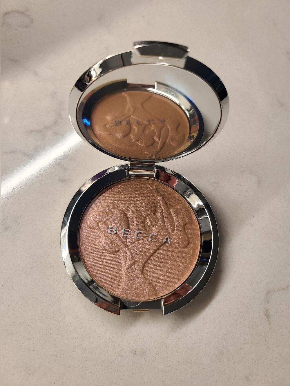 BECCA Shimmering Skin Perfector - SPANISH ROSE GLOW